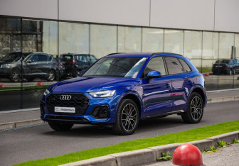 Подержанный автомобиль Audi Q5 2021 года (3 фото)