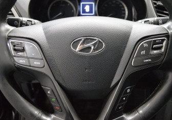 Подержанный автомобиль Hyundai Santa Fe 2015 года (16 фото)