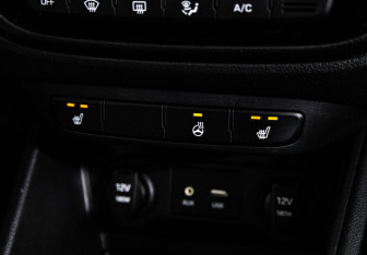 Подержанный автомобиль Hyundai Solaris Sedan 2017 года (16 фото)