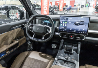 Подержанный автомобиль Jetour T2 2024 года (14 фото)