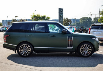 Подержанный автомобиль Land Rover Range Rover 2017 года (6 фото)