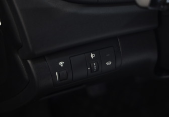 Подержанный автомобиль Kia Cerato Sedan 2013 года (17 фото)