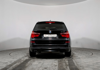 Подержанный автомобиль BMW X3 2015 года (6 фото)