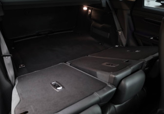 Подержанный автомобиль Land Rover Range Rover Evoque 2020 года (32 фото)