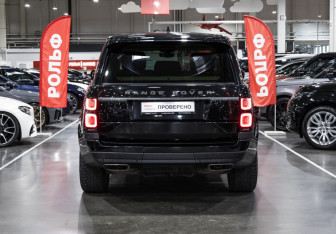 Подержанный автомобиль Land Rover Range Rover 2019 года (9 фото)