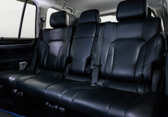 Подержанный автомобиль Lexus LX 2015 года (26 фото)