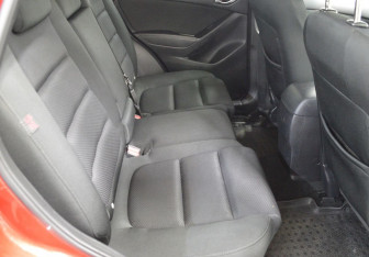 Подержанный автомобиль Mazda CX-5 2015 года (13 фото)