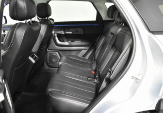 Подержанный автомобиль Jaecoo J7 2023 года (11 фото)