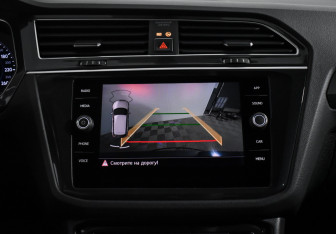 Подержанный автомобиль Volkswagen Tiguan 2018 года (17 фото)