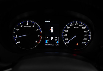 Подержанный автомобиль Mitsubishi Outlander 2019 года (18 фото)