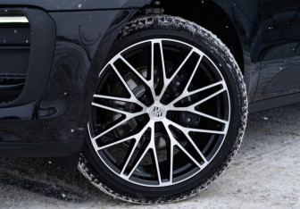 Новый Porsche Macan 2025 (23 фото)