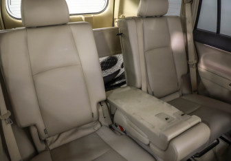 Подержанный автомобиль Toyota Land Cruiser Prado 2018 года (33 фото)