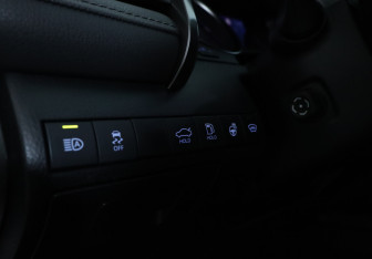 Подержанный автомобиль Toyota Camry Sedan 2021 года (22 фото)
