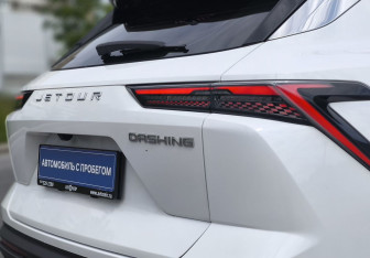 Подержанный автомобиль Jetour Dashing 2024 года (9 фото)