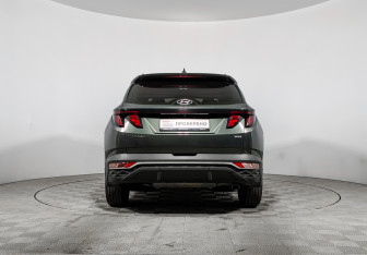 Подержанный автомобиль Hyundai Tucson 2021 года (6 фото)