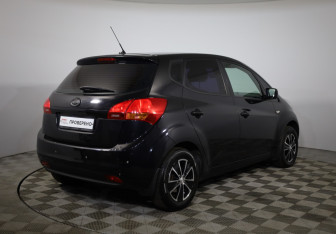 Подержанный автомобиль Kia Venga 2012 года (5 фото)