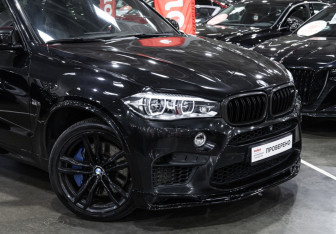 Подержанный автомобиль BMW X5 M 2016 года (8 фото)