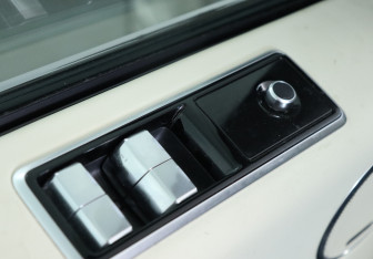 Подержанный автомобиль Land Rover Range Rover 2019 года (20 фото)