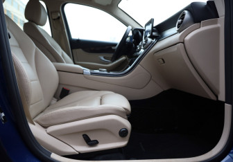 Подержанный автомобиль Mercedes-Benz GLC Coupe 2018 года (24 фото)