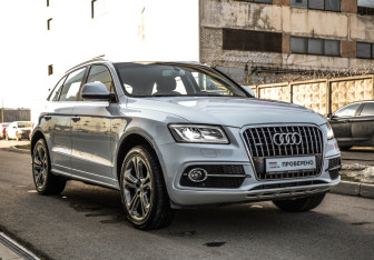 Подержанный автомобиль Audi Q5 2015 года (4 фото)