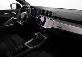 Подержанный автомобиль Audi Q3 Sportback 2020 года (11 фото)