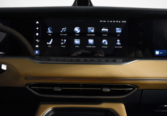 Подержанный автомобиль Voyah Free 2023 года (21 фото)