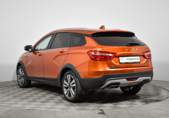 Подержанный автомобиль LADA (ВАЗ) Vesta Wagon 2018 года (7 фото)