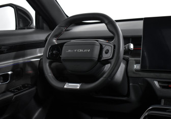 Подержанный автомобиль Jetour Dashing 2024 года (15 фото)
