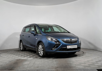 Подержанный автомобиль Opel Zafira Compactvan 2014 года (3 фото)