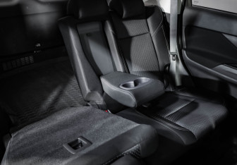 Подержанный автомобиль Mitsubishi Outlander 2020 года (25 фото)