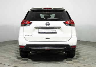 Подержанный автомобиль Nissan X-Trail 2019 года (6 фото)