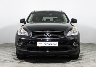 Подержанный автомобиль Infiniti EX 2012 года (2 фото)