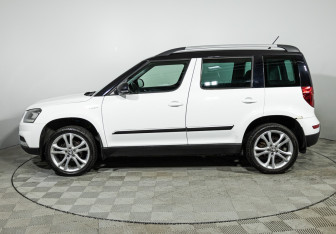 Подержанный автомобиль Skoda Yeti 2016 года (8 фото)