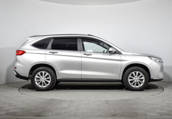 Подержанный автомобиль Haval M6 2024 года (4 фото)