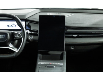 Подержанный автомобиль Geely Preface 2024 года (14 фото)