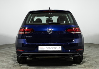 Подержанный автомобиль Volkswagen Golf Hatchback 2018 года (6 фото)