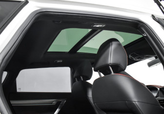 Подержанный автомобиль Geely Coolray 2021 года (19 фото)