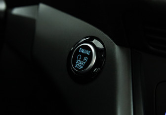 Подержанный автомобиль Ford Kuga 2017 года (16 фото)