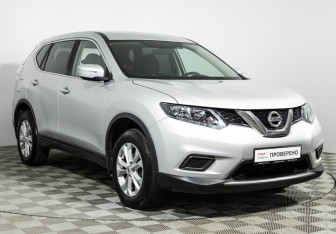 Подержанный автомобиль Nissan X-Trail 2017 года (3 фото)