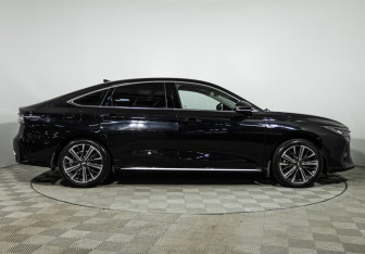 Подержанный автомобиль Chery Arrizo 8 2023 года (4 фото)