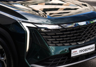 Подержанный автомобиль Geely Atlas 2024 года (6 фото)