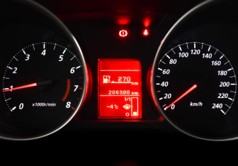 Подержанный автомобиль Mitsubishi ASX 2013 года (19 фото)