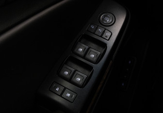 Подержанный автомобиль Chevrolet Tahoe 2018 года (17 фото)