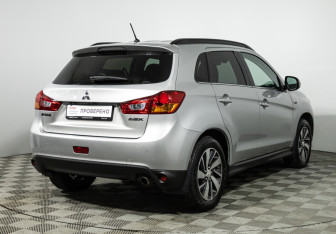 Подержанный автомобиль Mitsubishi ASX 2014 года (5 фото)