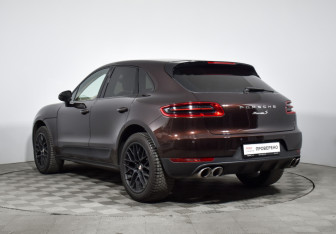 Подержанный автомобиль Porsche Macan 2014 года (7 фото)
