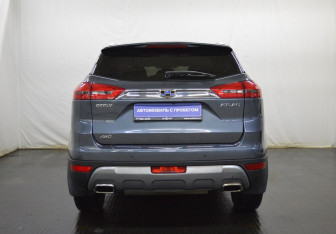 Подержанный автомобиль Geely Atlas 2021 года (6 фото)