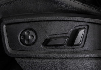 Подержанный автомобиль Audi Q5 2018 года (24 фото)