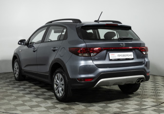 Подержанный автомобиль Kia Rio Hatchback 2019 года (7 фото)