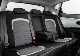 Подержанный автомобиль Kia Ceed Hatchback 2013 года (24 фото)