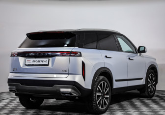 Подержанный автомобиль Jaecoo J7 2024 года (5 фото)